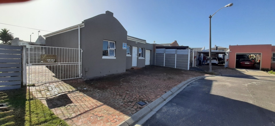 2 Bedroom Property for Sale in Jagtershof Western Cape